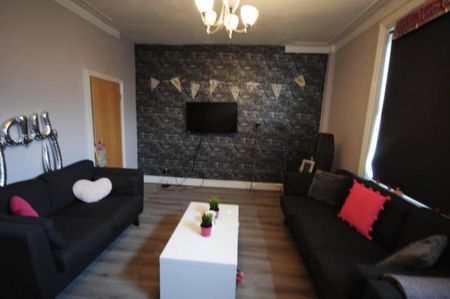 5 bedroom house to rent - Photo 3