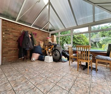 2 bedroom semi-detached house to rent - Photo 6