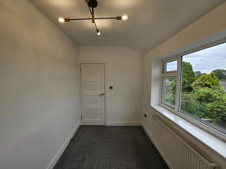 3 bedroom semi-detached house to rent - Photo 4