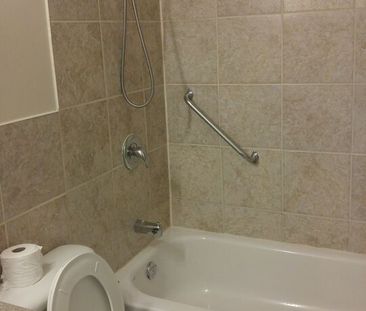 1010 Brazier Street, Manitoba, R2K 2P4, Winnipeg - Photo 6