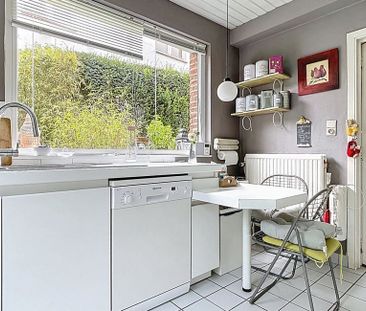 Woning te huur in Sint-Genesius-Rode voor € 1.800 met 4 slaapkamers - Photo 1