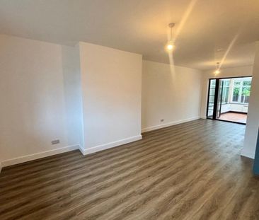 Shores Green Drive, Wincham, NORTHWICH - Photo 5