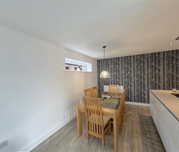 4 bedroom house to rent - Photo 3