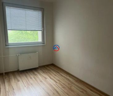 Pronájem zrekonstruovaného bytu 4+1 v Šumperku - Fotografie 1