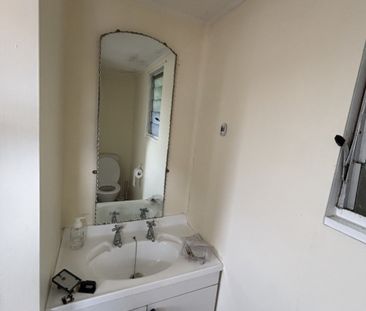 Brighton Beauty by the Sea - Photo 1