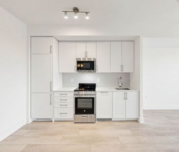 For Lease - 2450 Old Bronte Road Unit# 442, Oakville, Ontario - Photo 3