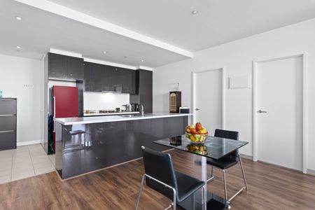 Perched on the 32nd floor of the coveted Bank Apartments. - Photo 5