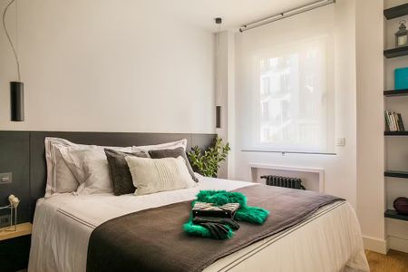 Calle de Sagunto, Madrid, Community of Madrid 28010 - Foto 3