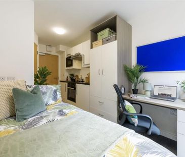 Studio to rent - Photo 1