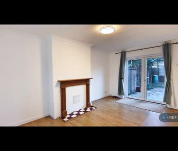2 bedroom end of terrace house to rent - Photo 1