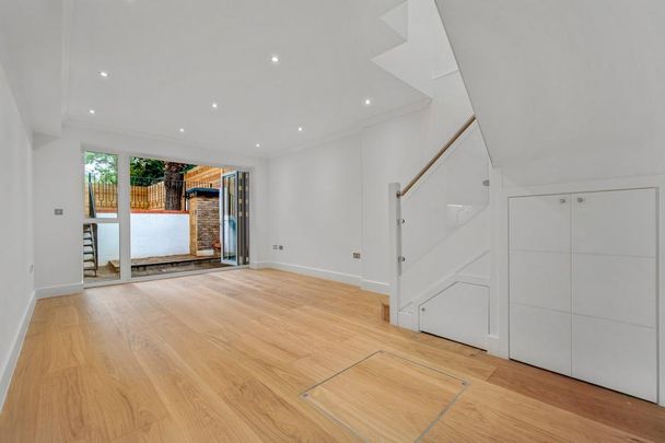 2 bedroom duplex to rent - Photo 1