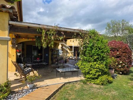 Location Maison 5 pièces 137m² SEILLANS 83440 - Photo 3