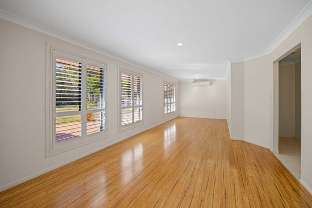 Family Friendly House in a Leafy Setting - Photo 1