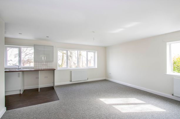 2 bedroom apartment to rent Ashley Road, Poole, Dorset, BH14 - Photo 1