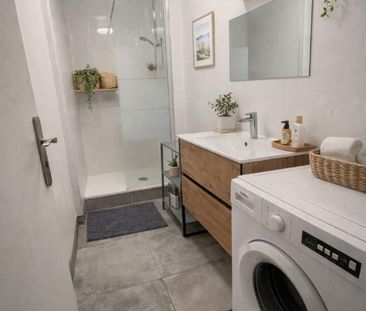 Location Appartement 4 pièces Meublé 82m² TALENCE 33400 - Photo 2