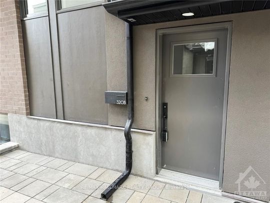 For Lease - 316 Mona Avenue Unit# B, Vanier and Kingsview Park, Ontario - Photo 1