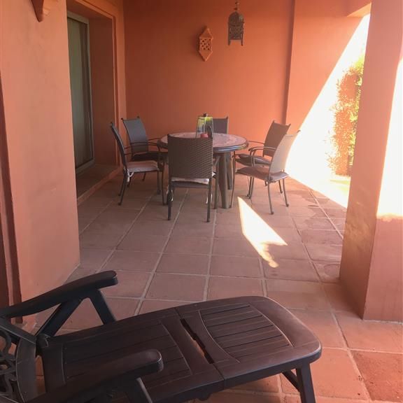 Ground Floor Apartment in Benahavís - Photo 1