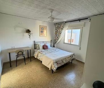 Carrer de Valentín Planells, Torrent, Valencian Community 46900 - Photo 6