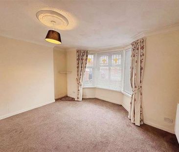 Fairwater Grove East, Cardiff, CF5 - Photo 5