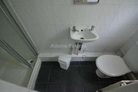 Basingstoke Road, Reading, RG2 - Photo 4