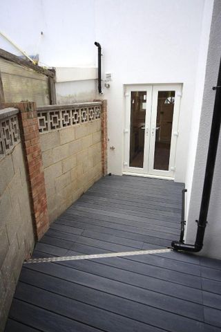 5 bedroom terraced house to rent - Photo 4