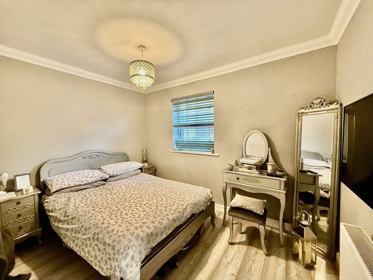 Alhambra Road, Southsea - Photo 1
