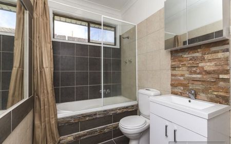 1/74 Macquarie Street, Wallsend NSW 2287 - Photo 5