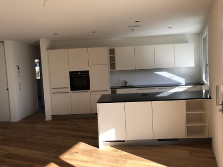Moderne 4.5 Zimmer-Wohnung mit Minergie-Standard in Lyss - Foto 4