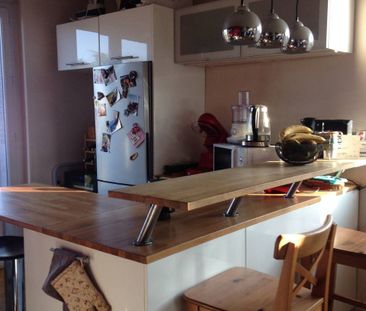 Location Appartement 3 pièces 70m² BRON 69500 - Photo 5