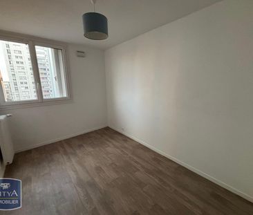 Location Appartement 4 pièces 82m² ST PIERRE DES CORPS 37700 - Photo 3