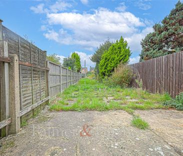 3 bedroom terraced house to rent - Photo 2