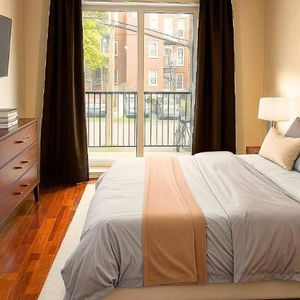 1 CH - 1 SDB - Montréal - $1,220 /mo - Photo 2