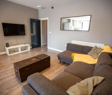 1 bedroom in a house share to rent - Photo 4