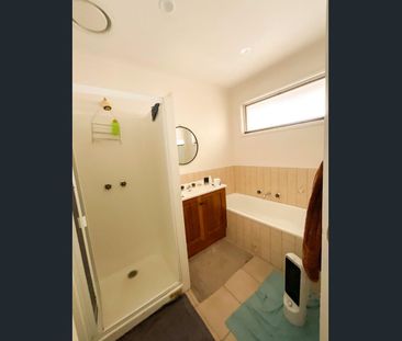 Perfectly located - Photo 5