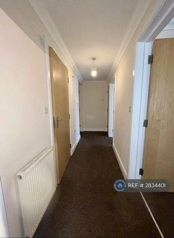2 bedroom flat to rent - Photo 5