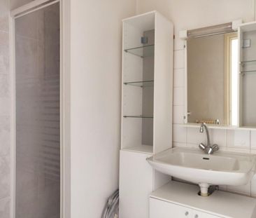 APPARTEMENT T1 [MEUBLE] A LOUER A ROANNE - BARON DU MARAIS - Photo 5