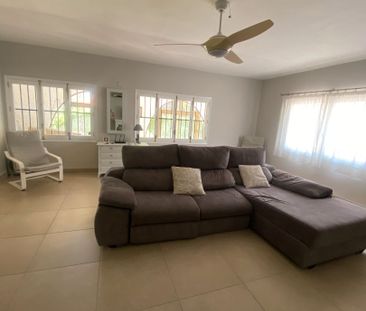 Casa o chalet de alquiler en Carrer del Palillo, 9, Alcossebre - Photo 1