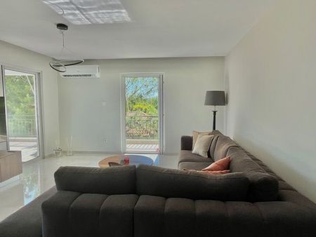 Διαμέρισμα για ενοικίαση Άγιος Χαράλαμπος (Λουτράκι-Περαχώρα) - Photo 5