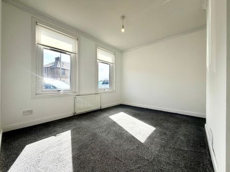 Hawthorn Street, Falkirk, Grangemouth, FK3 8NA - Photo 3