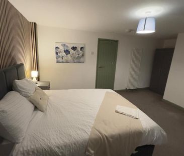 1 bedroom in a house share to rent - Photo 3