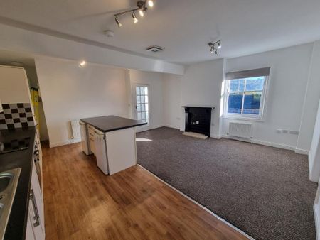 2 bedroom apartment to rent - Photo 2