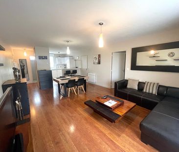 Location Appartement 3 pièces 69m² - Photo 3