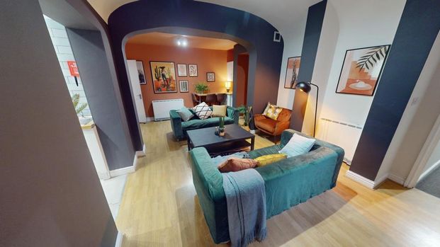 4 bedroom ground floor flat to rent - Photo 1