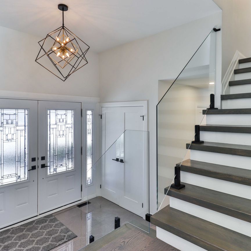 For Lease - 1481 Chasehurst Drive, Mississauga, Ontario - Photo 1