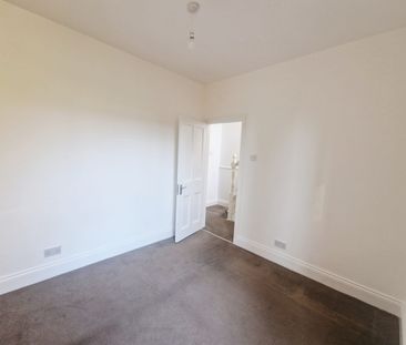 2 Bed Maisonette, Amesbury Avenue, SW2 - Photo 3