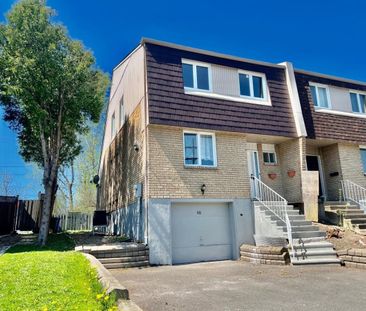 À louer / Maison à étages - Photo 1