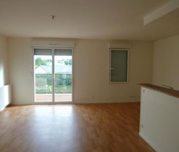 Location Appartement 3 pièce(s) de 65.83 m2 - Photo 3