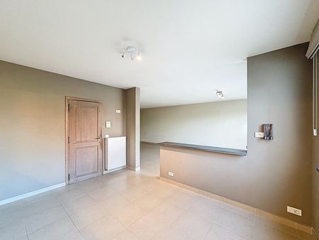 Ruime woning met drie slaapkamers in Ramskapelle. - Foto 2