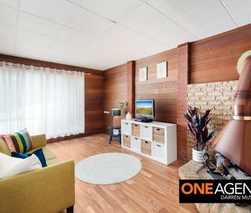 Elegant Family Home With Stunning Panoramic Views - Photo 6