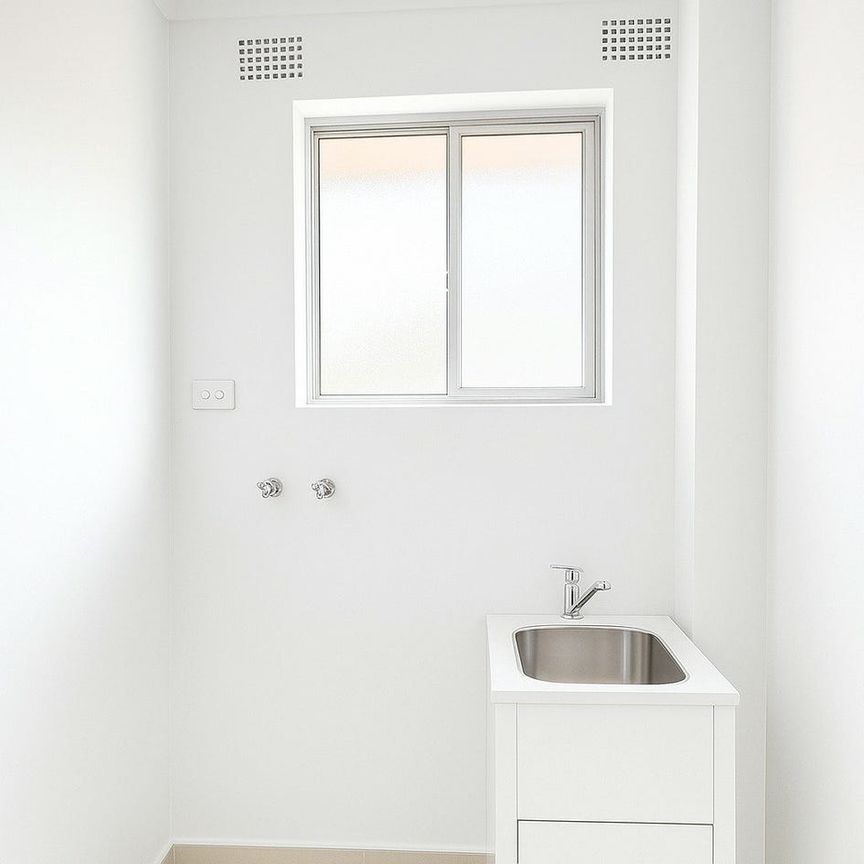 2 BEDROOM UNIT IN THE HEART OF CABRAMATTA - Photo 1